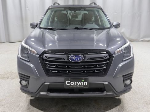 Used 2023 Subaru Forester Limited w/ Popular Package #2 AWD/4WD image 7