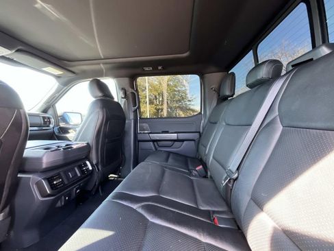 Used 2022 Ford F150 XLT w/ Equipment Group 302A High image 11