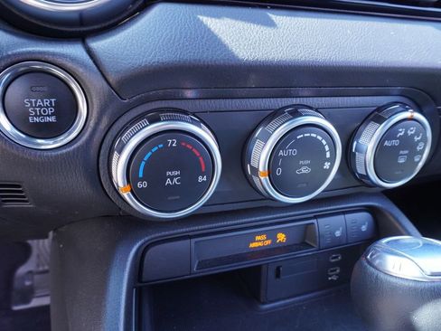 Used 2024 MAZDA MX-5 Miata Grand Touring w/ Appearance Package image 18