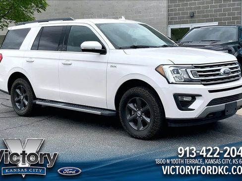 Used 2019 Ford Expedition XLT w/ Equipment Group 202A AWD/4WD image 1
