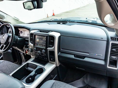 Used 2017 RAM 1500 Lone Star AWD/4WD image 17