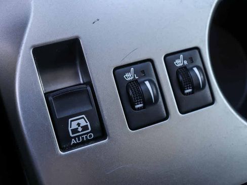 Used 2024 Toyota 4Runner SR5 Premium AWD/4WD image 21