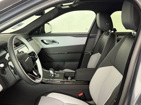 Used 2026 Land Rover Range Rover Velar Dynamic SE AWD/4WD image 13