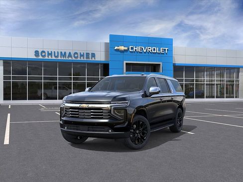 New 2026 Chevrolet Suburban Premier AWD/4WD image 8