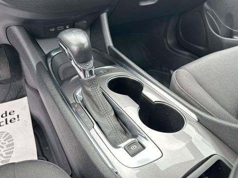 Used 2022 Chevrolet Malibu LT w/ Redline Edition FWD image 43