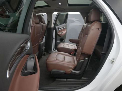 Used 2019 Buick Enclave Avenir w/ Avenir Technology Package AWD/4WD image 13