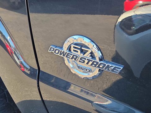 Used 2014 Ford F250 Platinum image 4