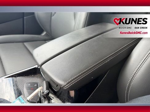 Used 2024 Buick Envision Preferred AWD/4WD image 24