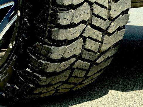 Used 2023 RAM 1500 Laramie image 16