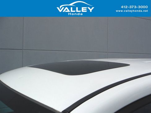 Used 2023 Honda Passport EX-L image 3