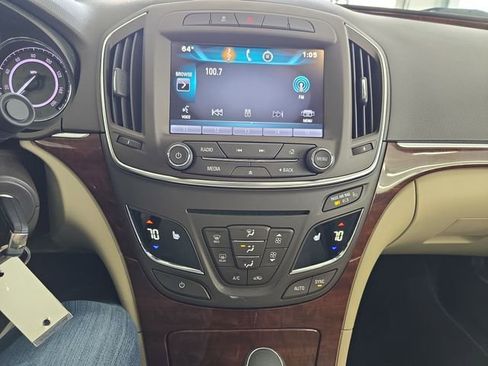 Used 2015 Buick Regal image 15