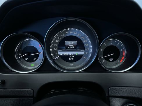 Used 2013 Mercedes-Benz C 250 Sedan image 16