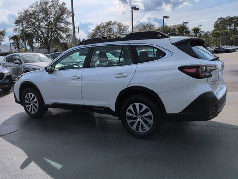 Used 2021 Subaru Outback 2.5i image 6