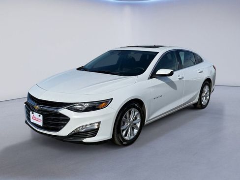 Used 2024 Chevrolet Malibu LT image 1