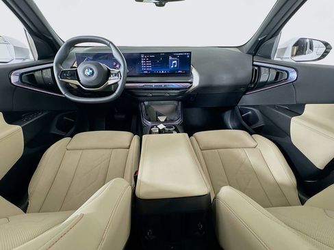 Used 2025 BMW X3 xDrive30 w/ Premium Package AWD/4WD image 27