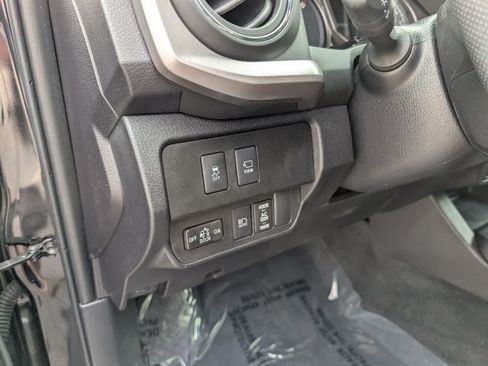 Used 2023 Toyota Tacoma Limited AWD/4WD image 22