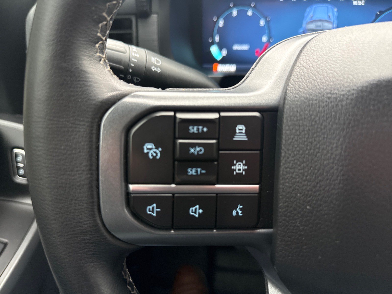 Used 2025 Ford F150 XLT w/ Equipment Group 303A High AWD/4WD image 20