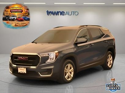 Used 2024 GMC Terrain SLE w/ Driver Convenience Package