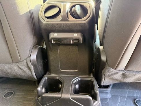 Used 2023 Jeep Wrangler Willys image 15