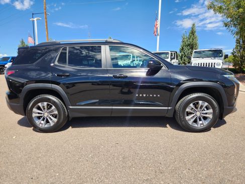 Used 2025 Chevrolet Equinox LT w/ Convenience Package II AWD/4WD image 2