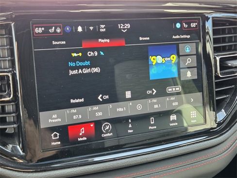 Used 2024 Dodge Durango GT image 32