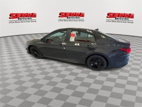 Certified 2025 Toyota Camry SE image 8