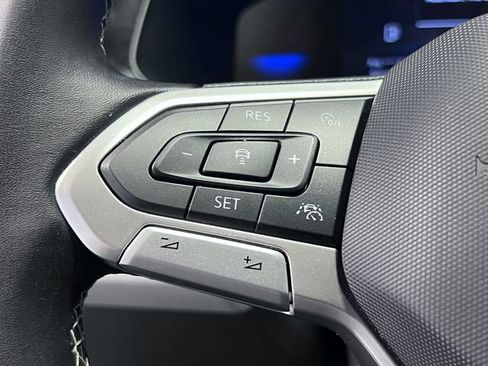 Certified 2024 Volkswagen Taos S FWD image 20