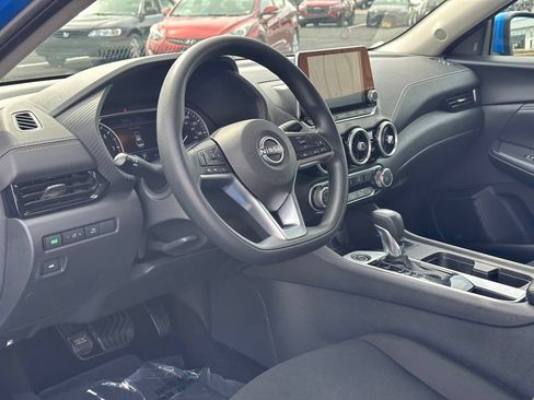 Used 2024 Nissan Sentra SV FWD image 22