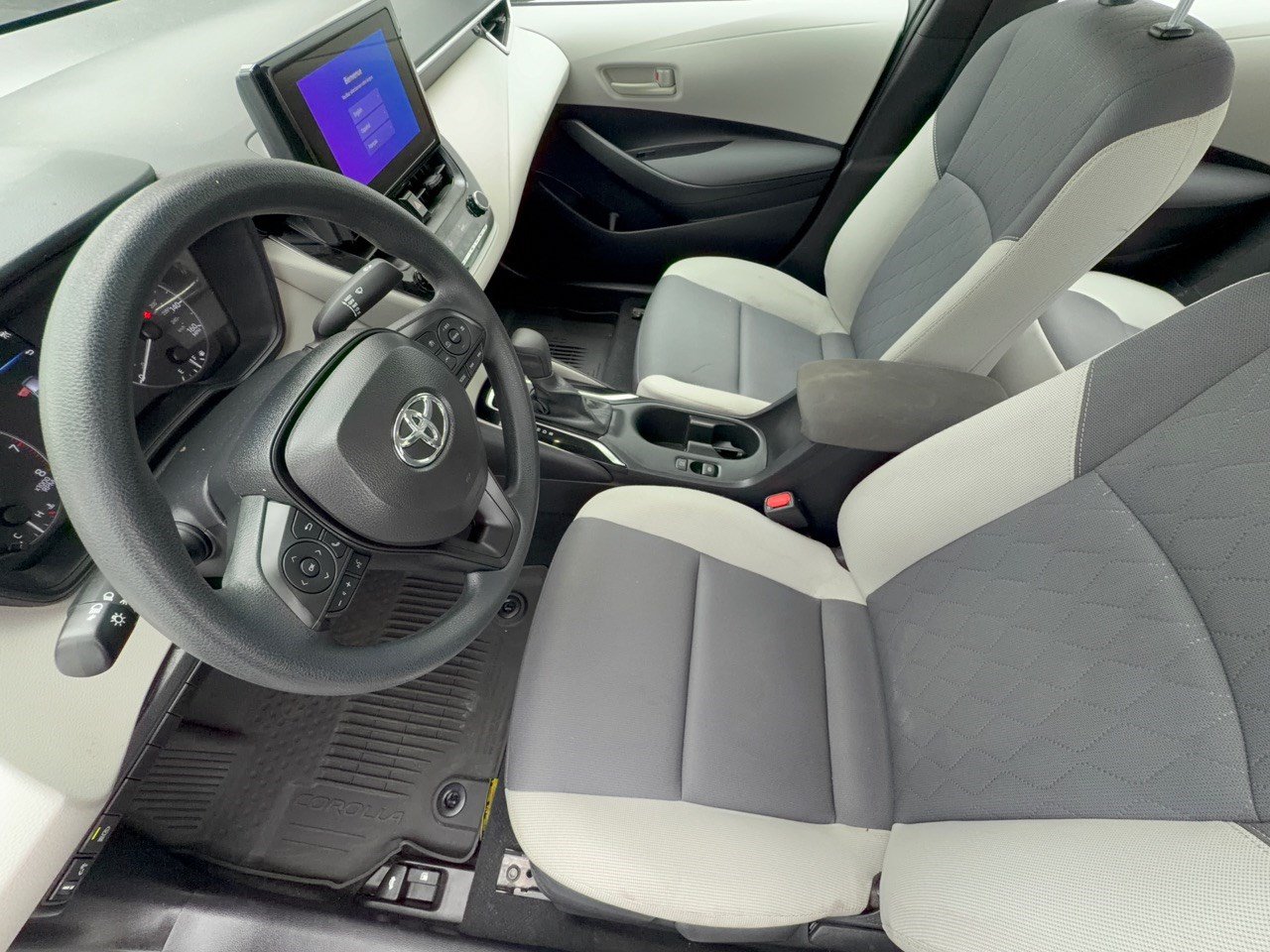 Certified 2024 Toyota Corolla LE FWD image 5