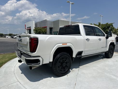Used 2025 GMC Sierra 2500 Denali Ultimate AWD/4WD image 10