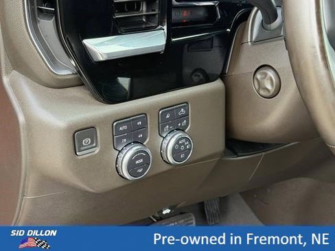 Certified 2023 GMC Sierra 1500 SLT w/ SLT Premium Package AWD/4WD image 12