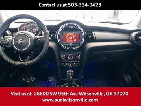 Used 2020 MINI Cooper 2-Door Hardtop FWD image 9
