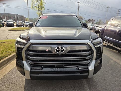 Used 2023 Toyota Tundra Limited image 2