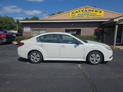 Used 2014 Subaru Legacy 2.5i AWD/4WD image 5