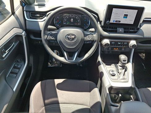 Certified 2024 Toyota RAV4 SE w/ Convenience Package AWD/4WD image 22
