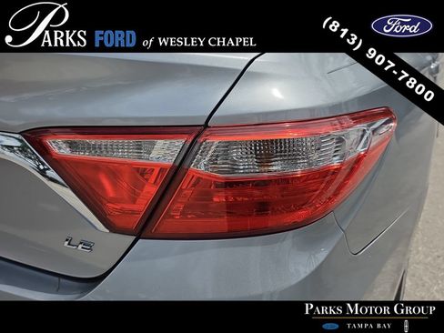 Used 2015 Toyota Camry LE FWD image 8