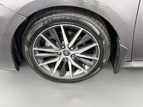 Used 2022 Toyota Camry XLE FWD image 38