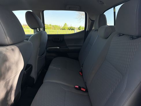 Used 2022 Toyota Tacoma SR5 image 26