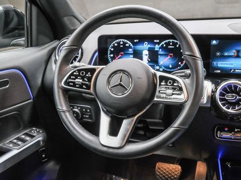 Certified 2023 Mercedes-Benz GLB 250 image 19