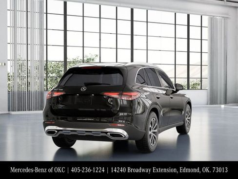 Used 2026 Mercedes-Benz GLC 300 image 23