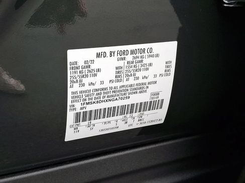 Certified 2022 Ford Explorer XLT w/ Equipment Group 202A AWD/4WD image 28