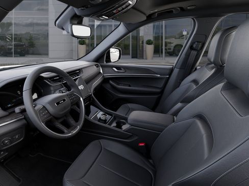 New 2025 Jeep Grand Cherokee L Limited image 22