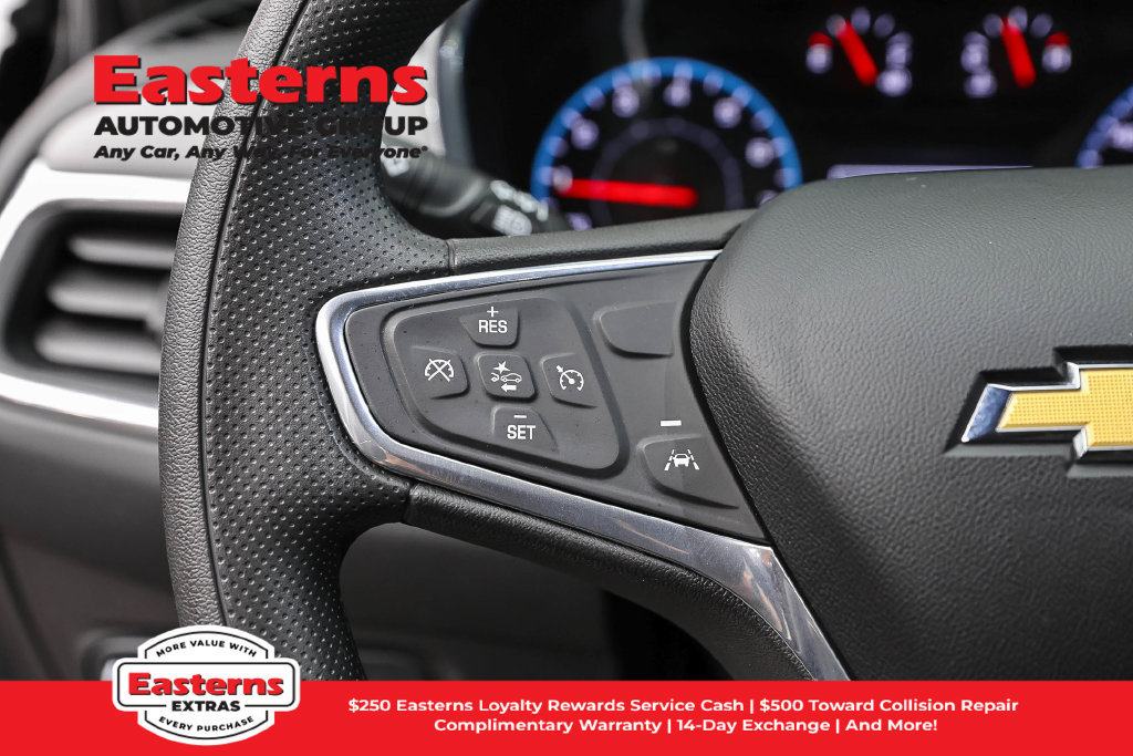 Used 2022 Chevrolet Equinox LS AWD/4WD image 16