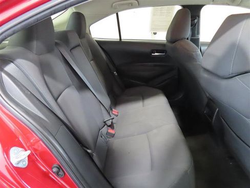 Used 2021 Toyota Corolla LE FWD image 31