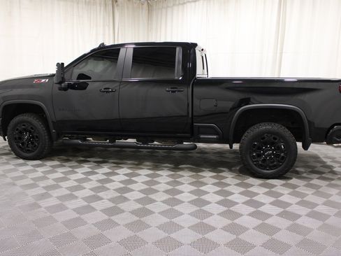 Used 2022 Chevrolet Silverado 2500 LTZ w/ LTZ Plus Package AWD/4WD image 32