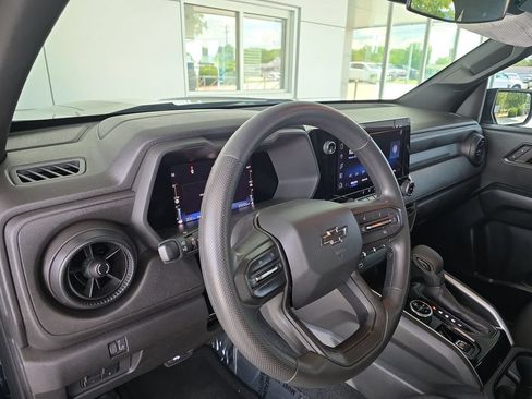 Certified 2023 Chevrolet Colorado Trail Boss w/ Technology Package AWD/4WD image 10