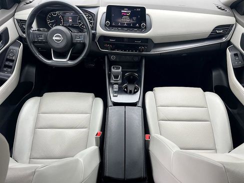 Certified 2023 Nissan Rogue SV w/ SV Premium B Package image 18