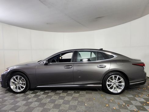 Used 2018 Lexus LS 500 AWD w/ Executive Package image 4