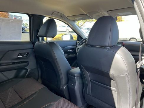 New 2026 Nissan Kicks SR w/ Cold Weather Package image 27