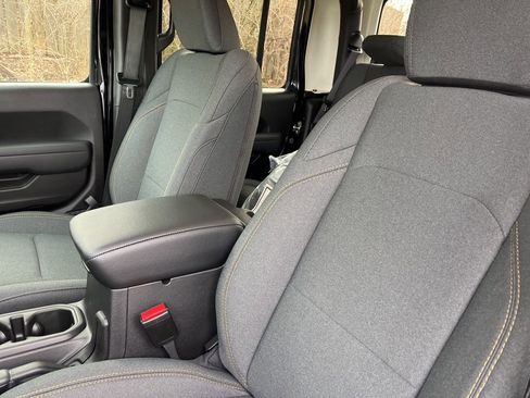 New 2026 Jeep Gladiator Sport image 4